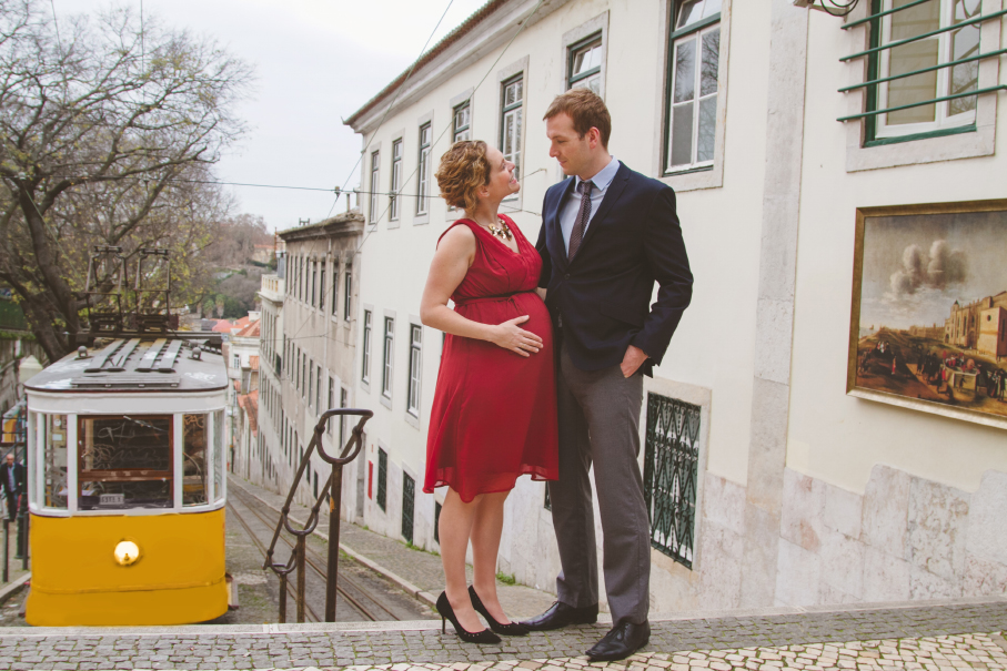 pregnancy photo shoot in Lisbon